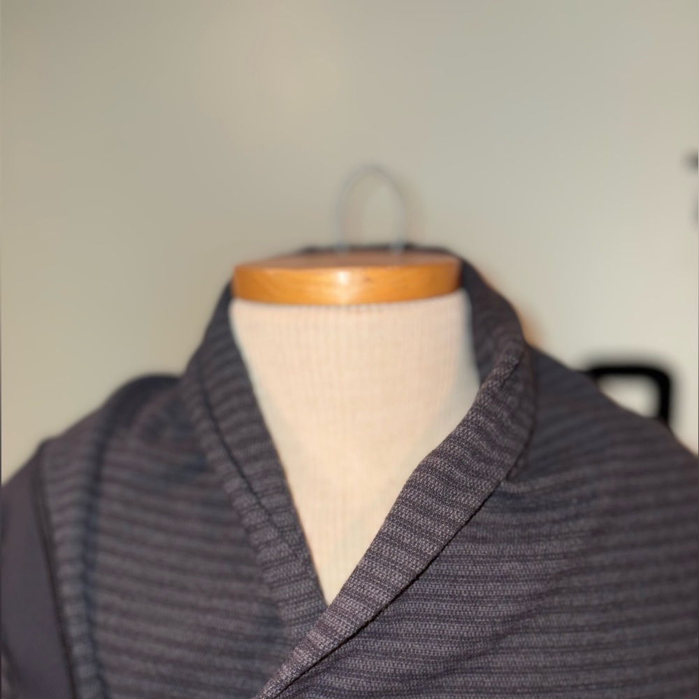 Lululemon Bhakti Yoga Jacket Size 12 - Picture 3 of 11